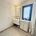 Apartmán Pmr Avec Terrasse Au Coeur De Granville, Proche Et Port - Fr-1-361-508 *