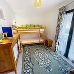 Pmr Avec Terrasse Au Coeur De Granville, Proche Et Port - Fr-1-361-508 *
