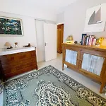 Pmr Avec Terrasse Au Coeur De Granville, Proche Et Port - Fr-1-361-508 Apartmán *