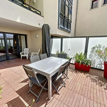 Διαμέρισμα Pmr Avec Terrasse Au Coeur De Granville, Proche Et Port - Fr-1-361-508 *