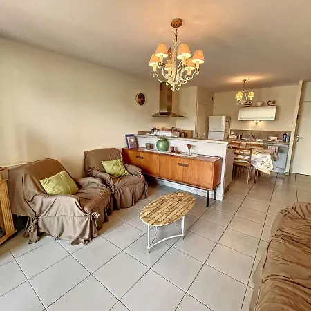 Apartman Pmr Avec Terrasse Au Coeur De Granville, Proche Et Port - Fr-1-361-508 Granville